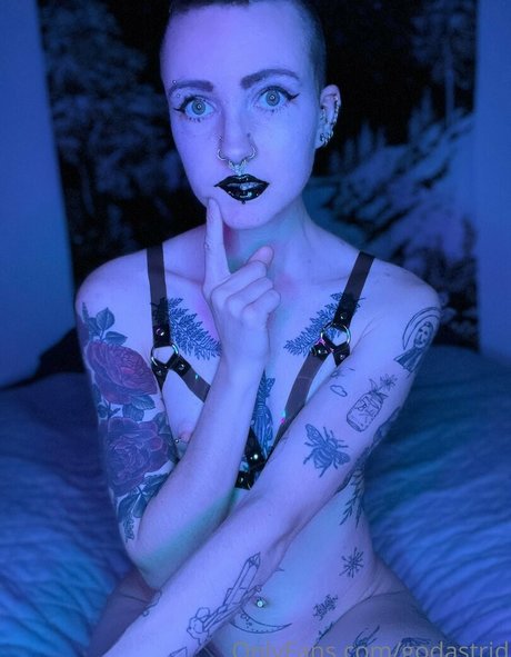 onlyfaery model pornographic picture