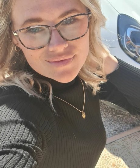 Abi Fox star naked photo