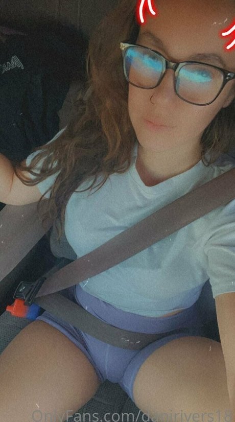 danirivers18 perfect pornstar img