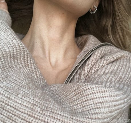 the tori model pretty image