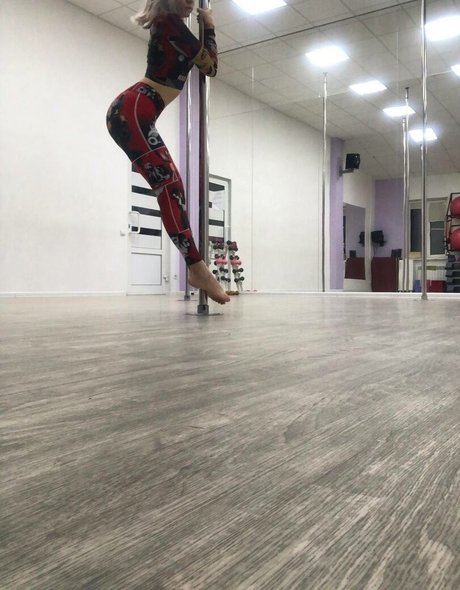 Vikamccline high quality actress picture