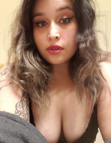 nena224 adult model pic