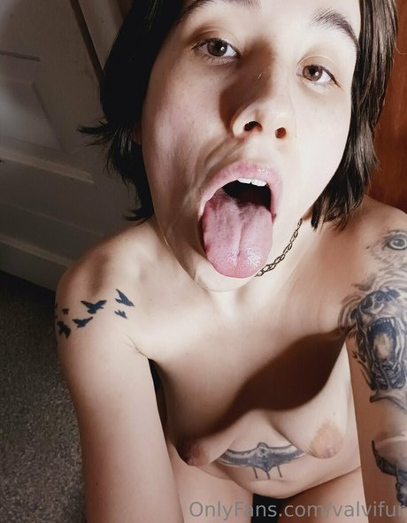 valvifur nice actress pics