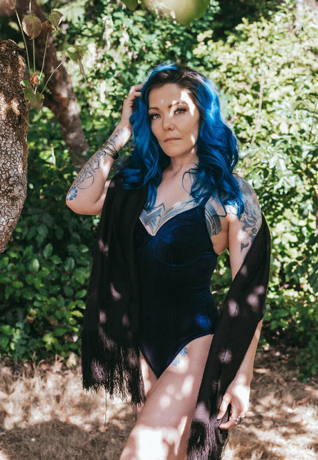 rainingembers art model photos