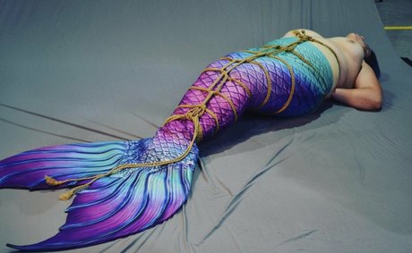 thighhighcosplay nude pornstar picture