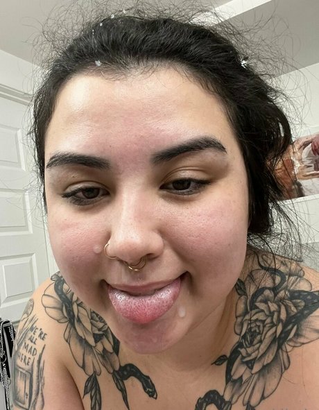 sukijade pretty star photo