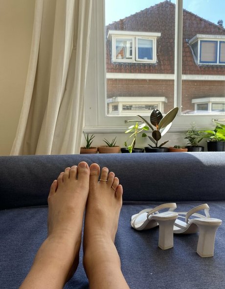 simplykimsfeet model sex photos