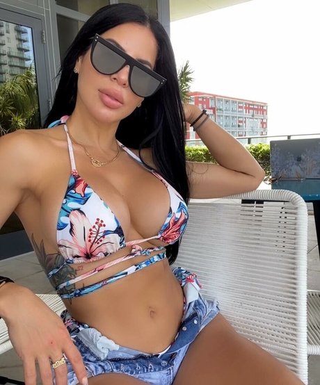 Yadydiva porn actress pics