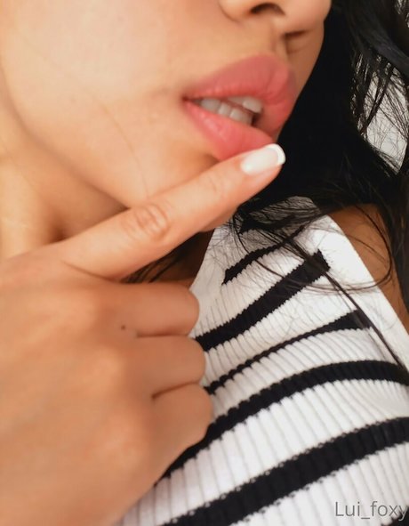 venus 22 erotic actress image