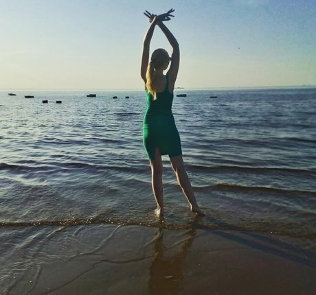 Lena Leyman hot actress pictures