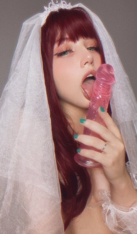 milkypurin pornographic star photos