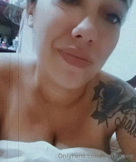 conylovee sex actress img