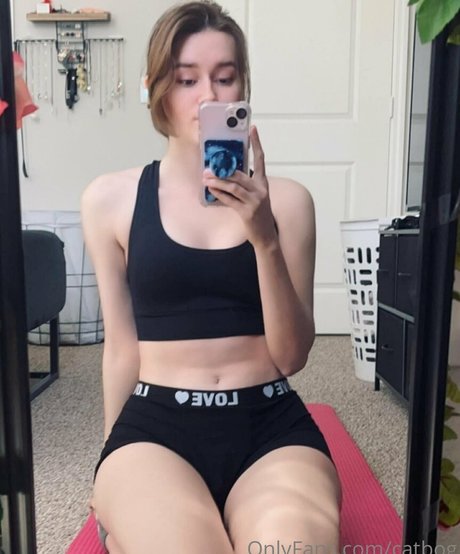 catbog sexy pornstar pic