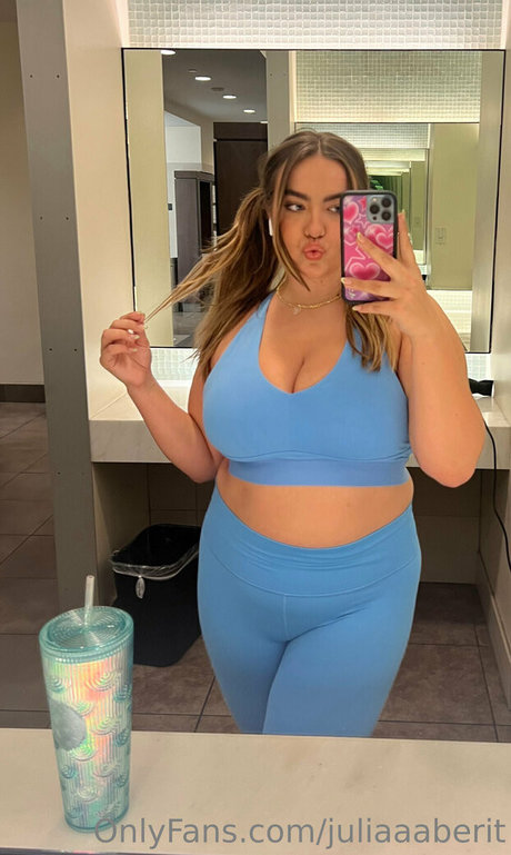 juliiaaberitttt pornstar exclusive img