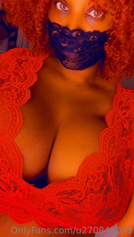 herroyaltittys best model image