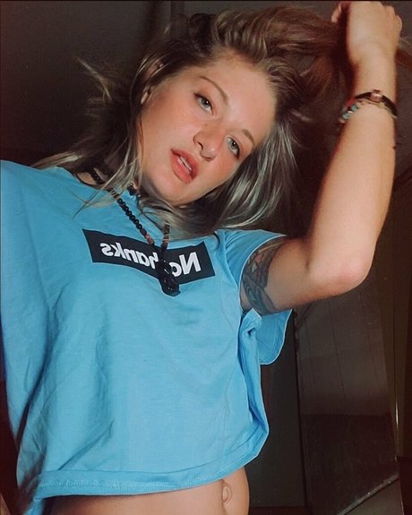 mikaylarainesfans best model gallery