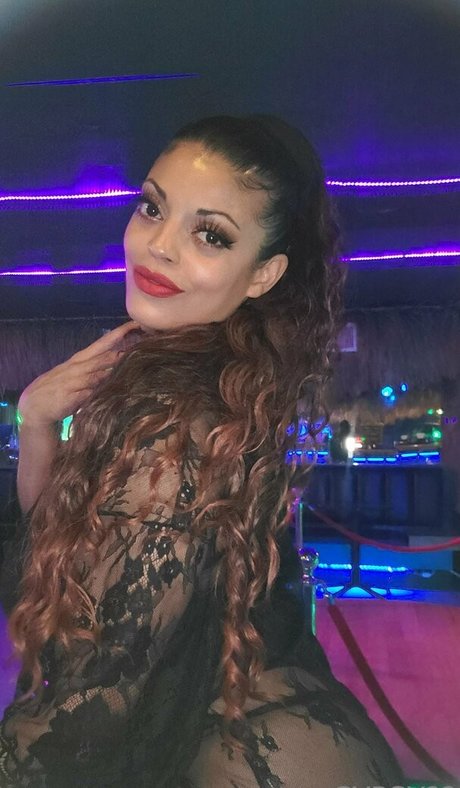 aligurlgypsy212 beautiful model picture