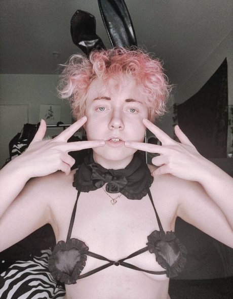 baibeloved model adult picture