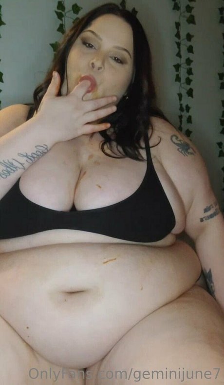 geminijune7 hot star images