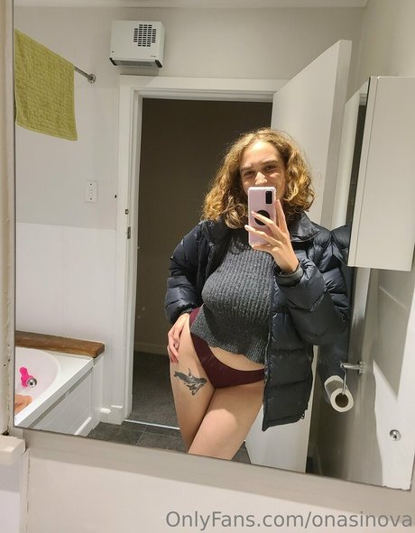 onasinova model exclusive img