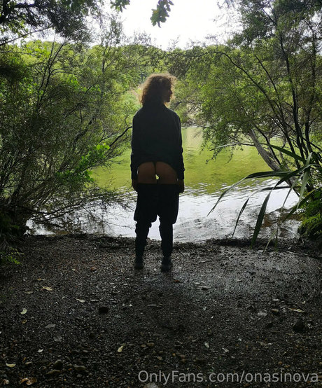 onasinova model erotic galleries