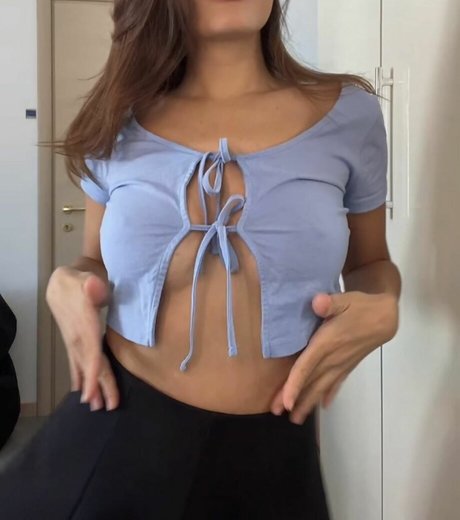 Ambracherry pornstar top image