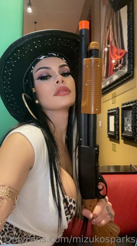 mizukosparks exclusive pornstar pic