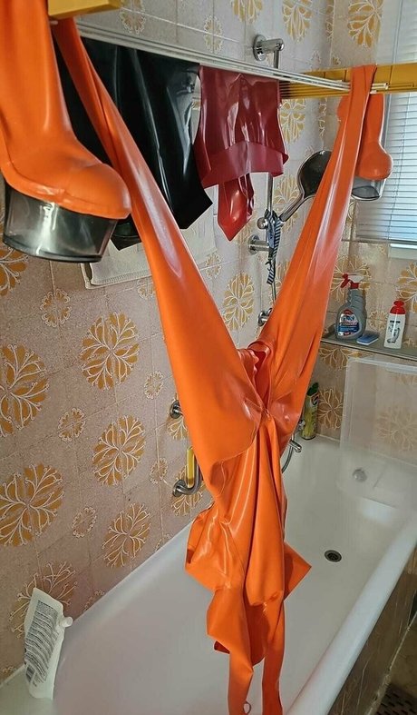 rubberdollemma pornstar xxx galleries