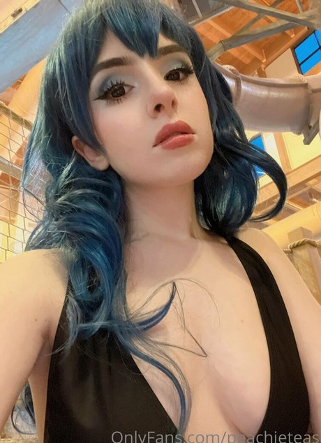 Peachieteas star adult image