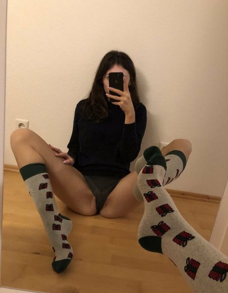 sarahs socks hot pornstar picture