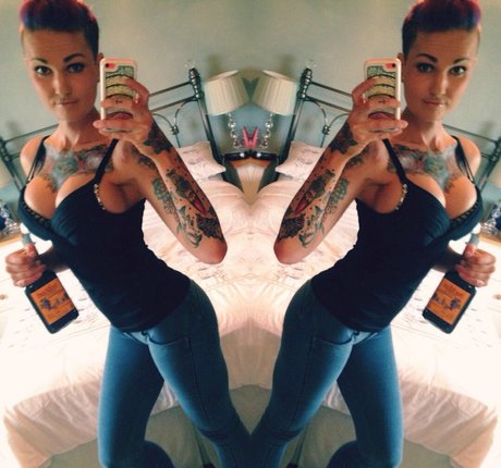 Hettiecakes pretty pornstar photo