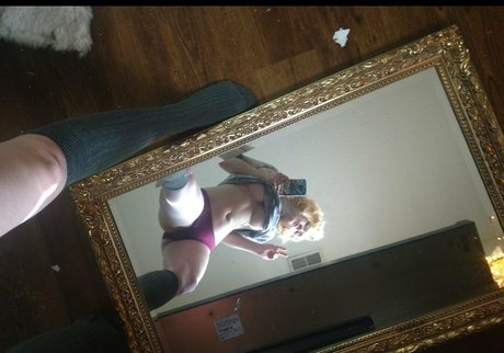 sexy fish noises beautiful model pics