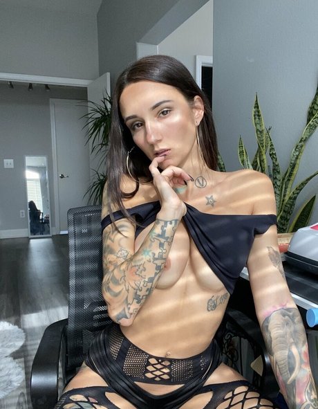 brinamberlee star pornographic image