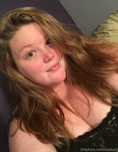 slutkunt star adult photos
