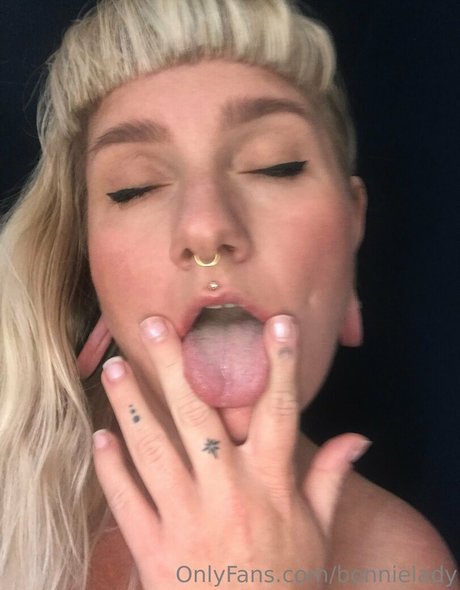 bonnielady model art pics