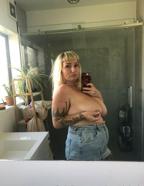 bonnielady model art img