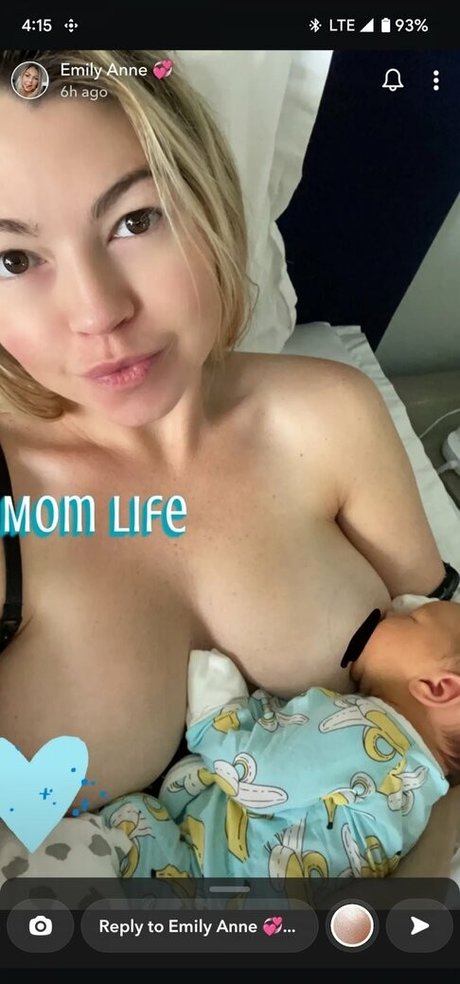 Emilayyy Babayy star perfect pic