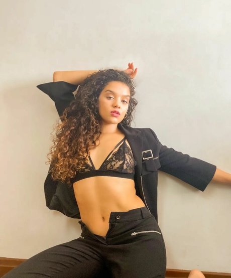 Danielle Olimpia pretty pornstar pics