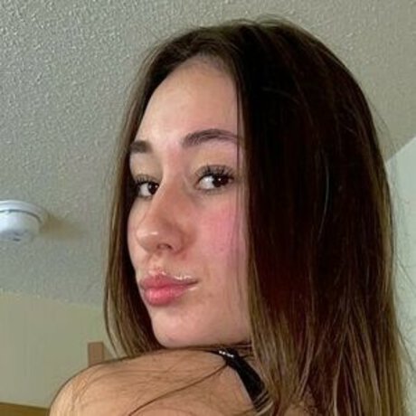 shyyanneeex model pornographic archive