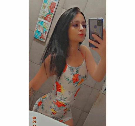 luuh gemeas erotic model photo