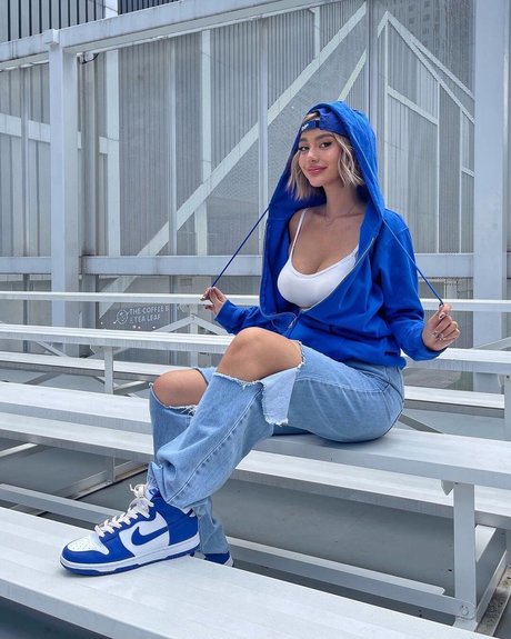 Nika Higashionna star pics