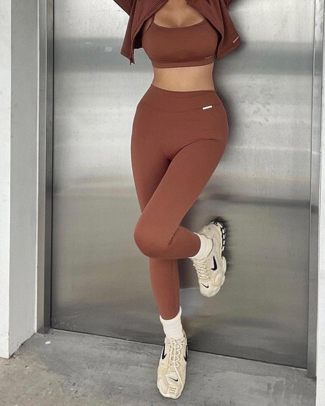 Nika Higashionna nice model pic