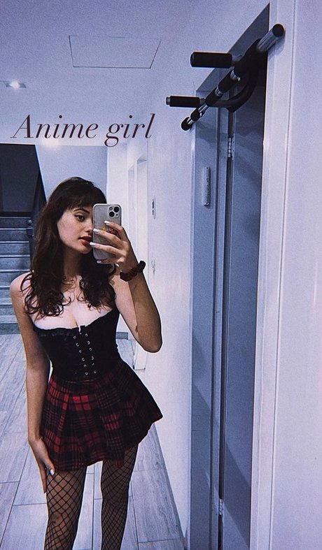 Linoy Tavor sex model pic