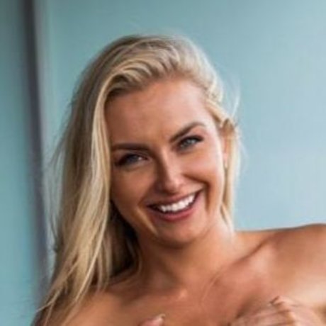 Edenlux pornstar sex picture