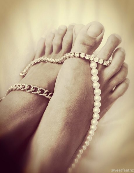 sweetfeetnz model high quality pics