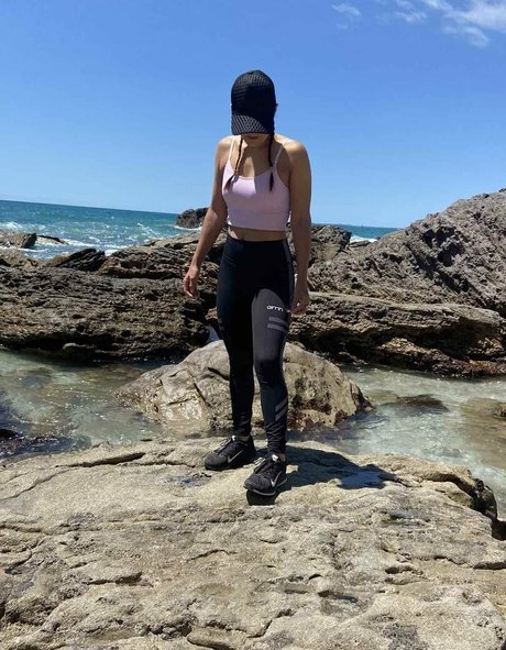 sweetfeetnz model exclusive picture