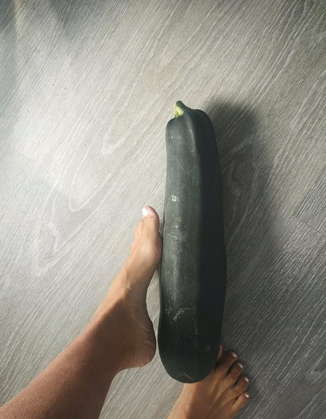 sweetfeetnz perfect pornstar pic