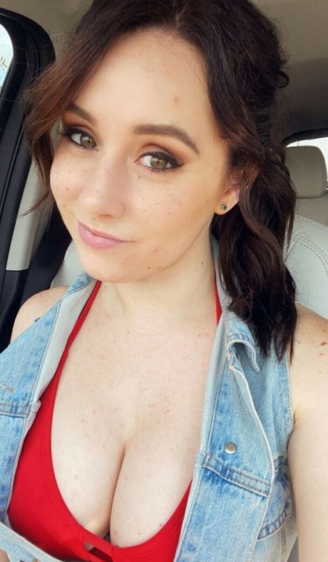 Jellybeannose pornstar erotic pic