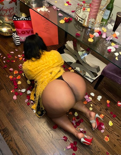 judylaw100 nude actress img