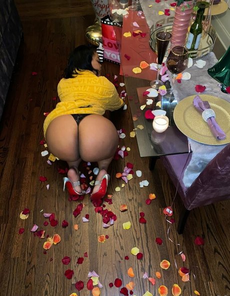 judylaw100 star pornographic photos